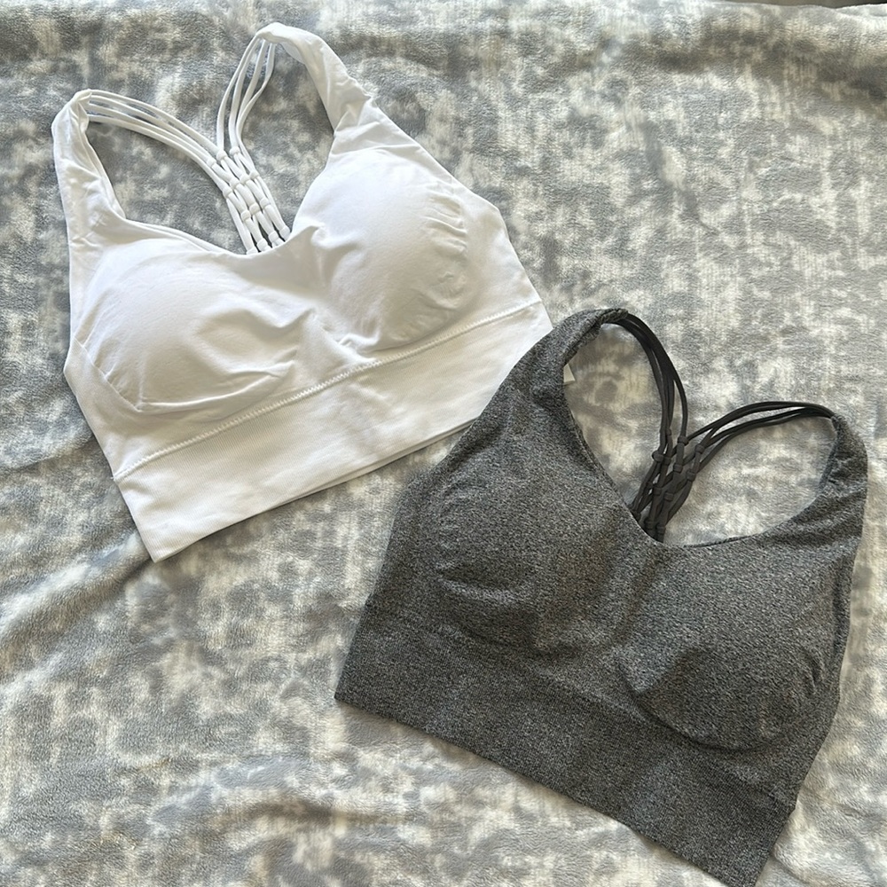 Pro-Fit Seamless Sports Bras (2pk) Gray and White